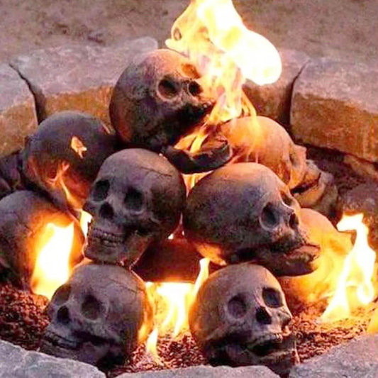 Firepit Skull Fire Logs, Halloween Spooky Pumpkin Ceramics Statue Skull Figurine for Indoor or Outdoor Fireplaces, Skulls Fire Shaped Stones for Fire Pit Bonfire Campfire Fireplaces a 1Pc