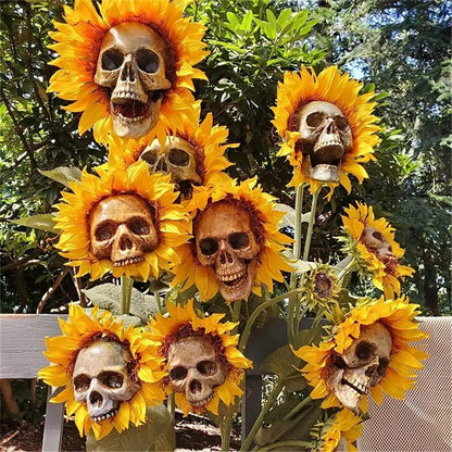 4Pcs Sunflower Skull Flowers Stake, Simulation Sun Flower Skull Art, Skull Flowers Ornament, Creepy Handicraft Decoration for Front Door Halloween Patio Lawn Yard Festival Home Decor